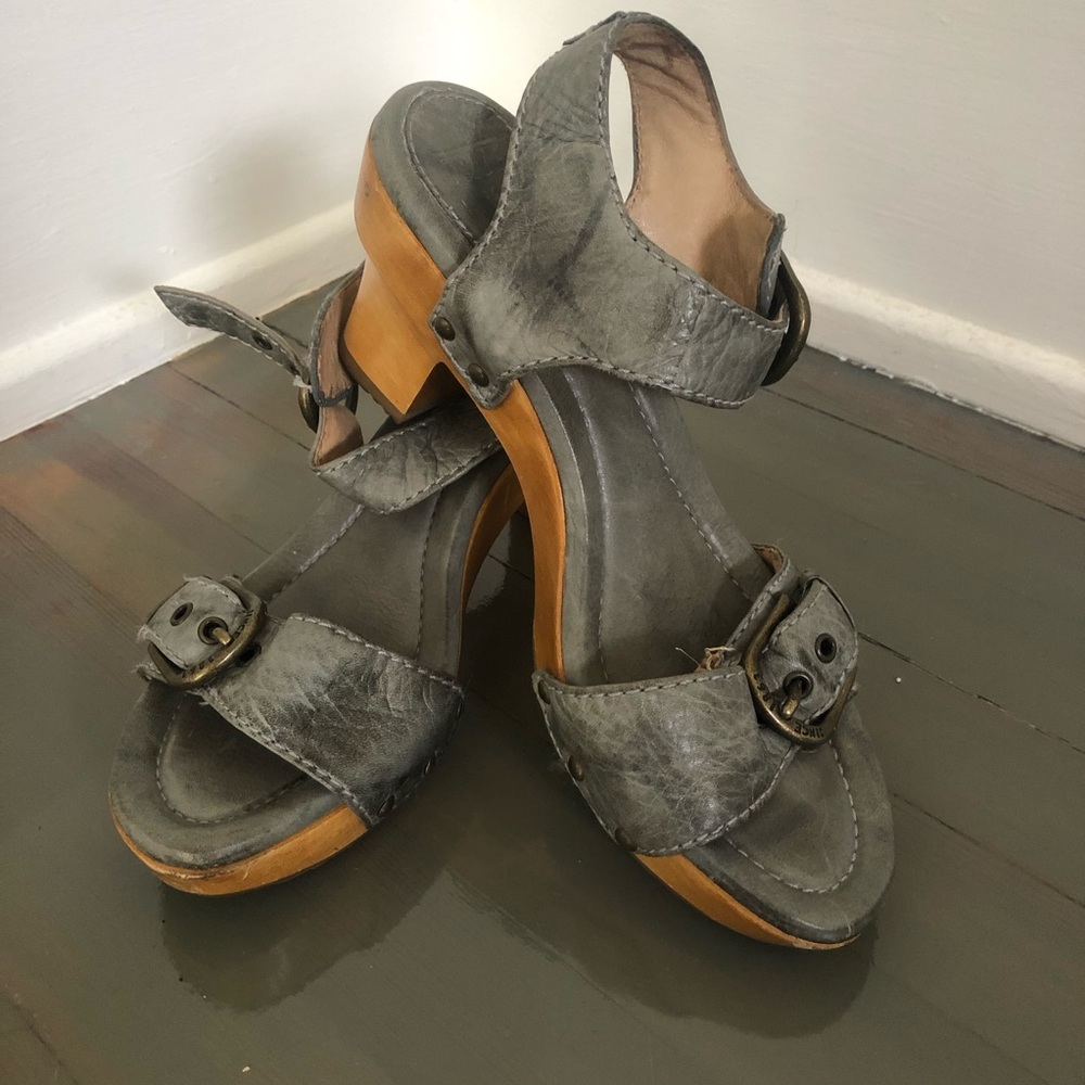 Frye Sandals